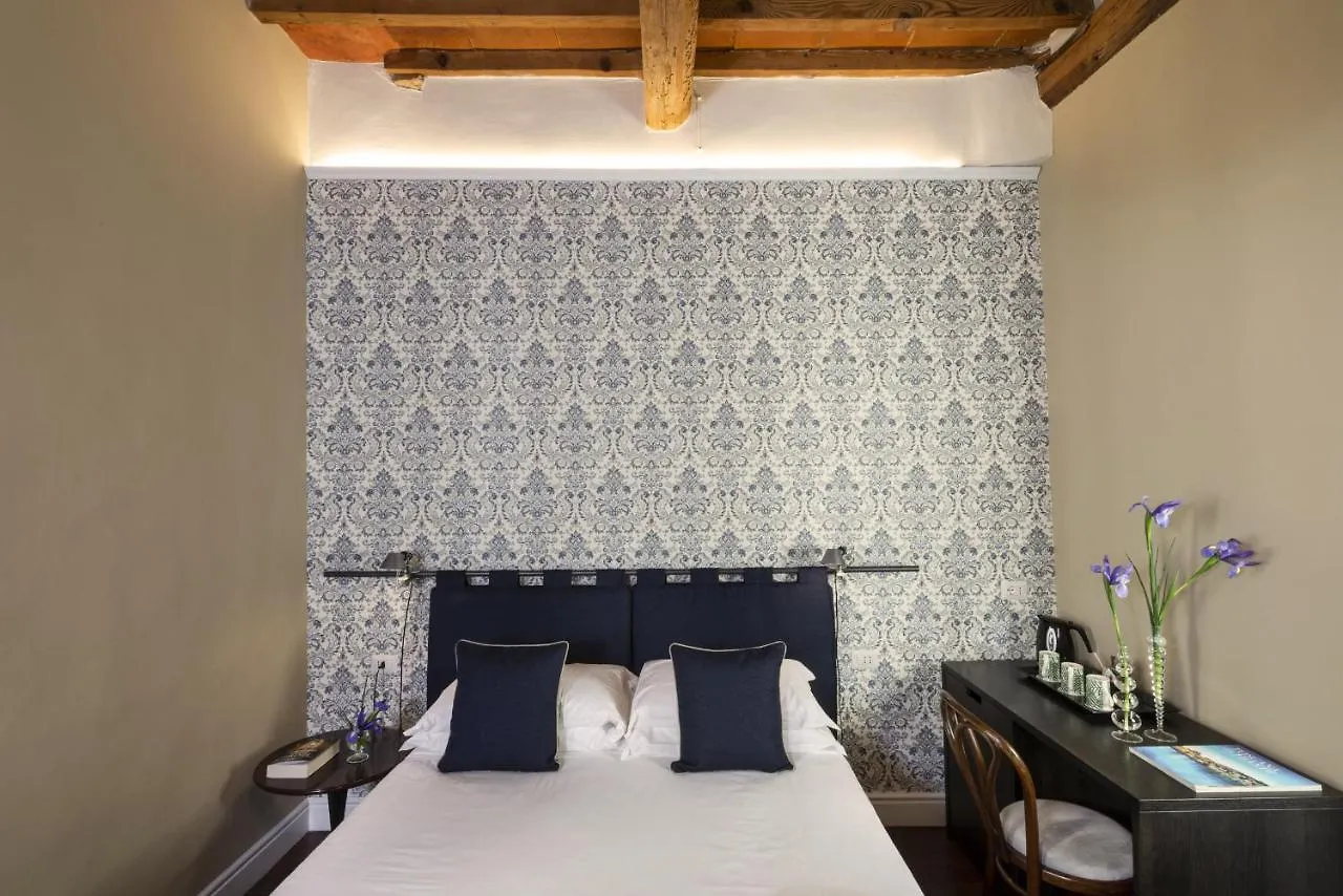 Konukevi Parione Uno Otel Floransa